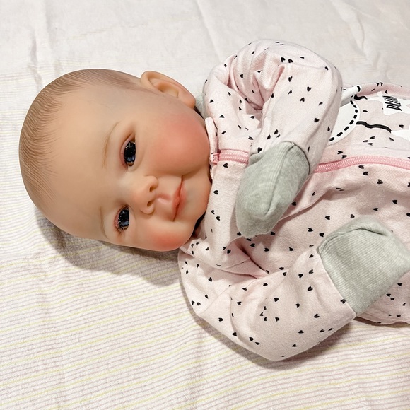 Reborn Style Baby Girl - Picture 5 of 15